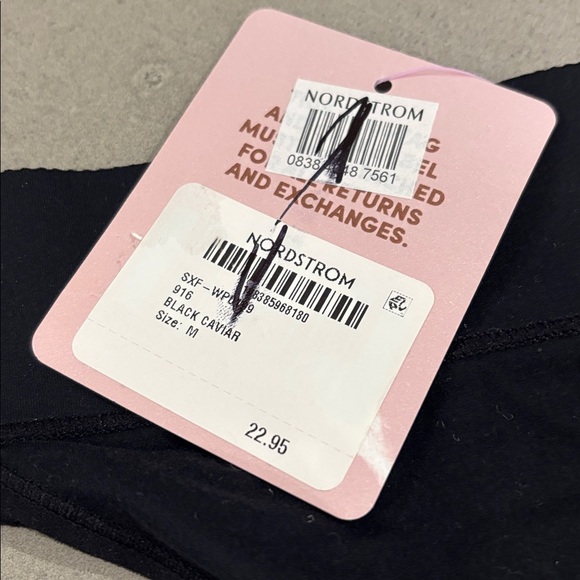 Savage X Fenty Bralett & Thong Set - Picture 10 of 11